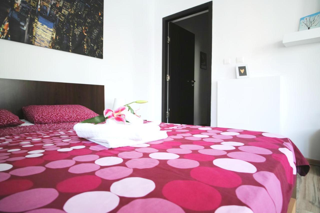 Luxury Apartament Apartment Bucharest Exterior photo